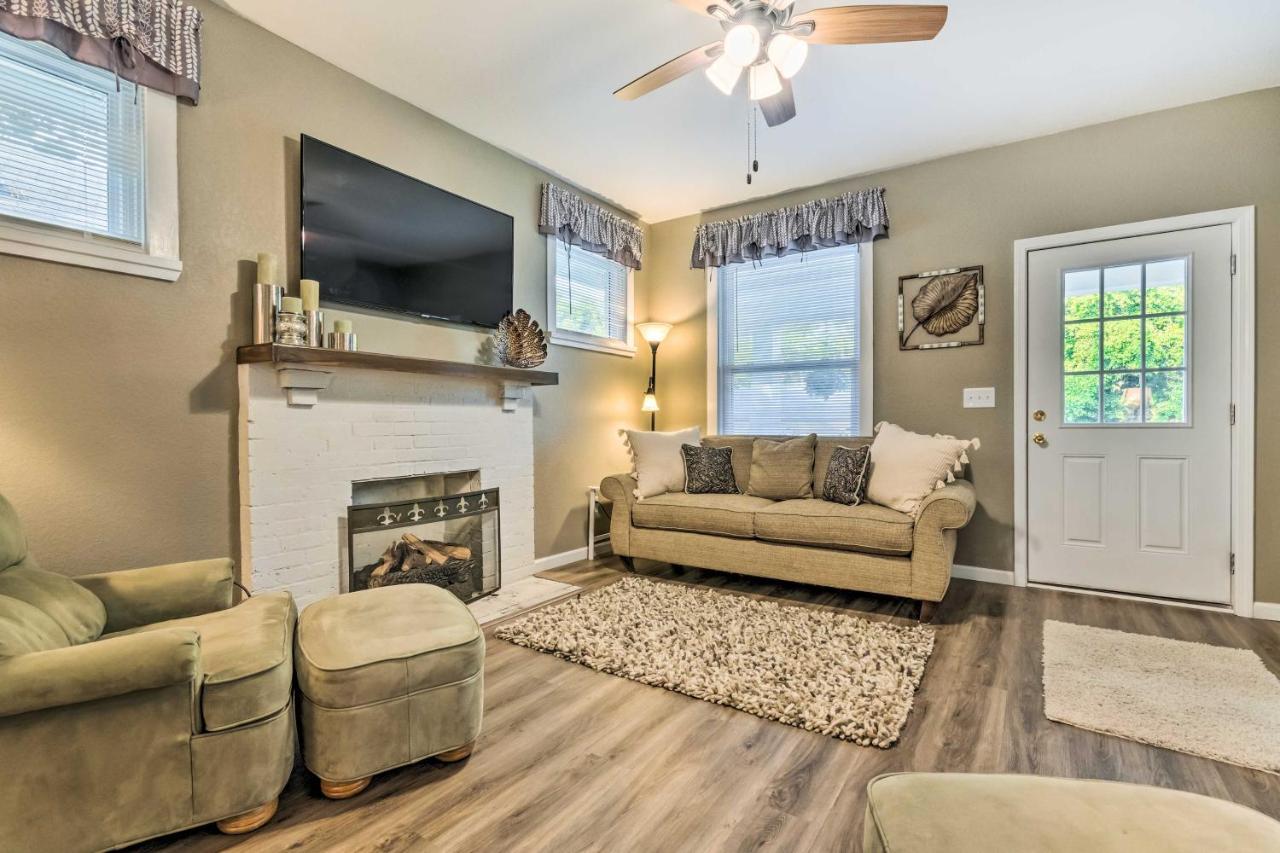 Remodeled Downtown Hot Springs Home With Porch 外观 照片