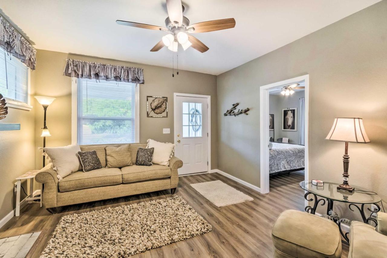 Remodeled Downtown Hot Springs Home With Porch 外观 照片
