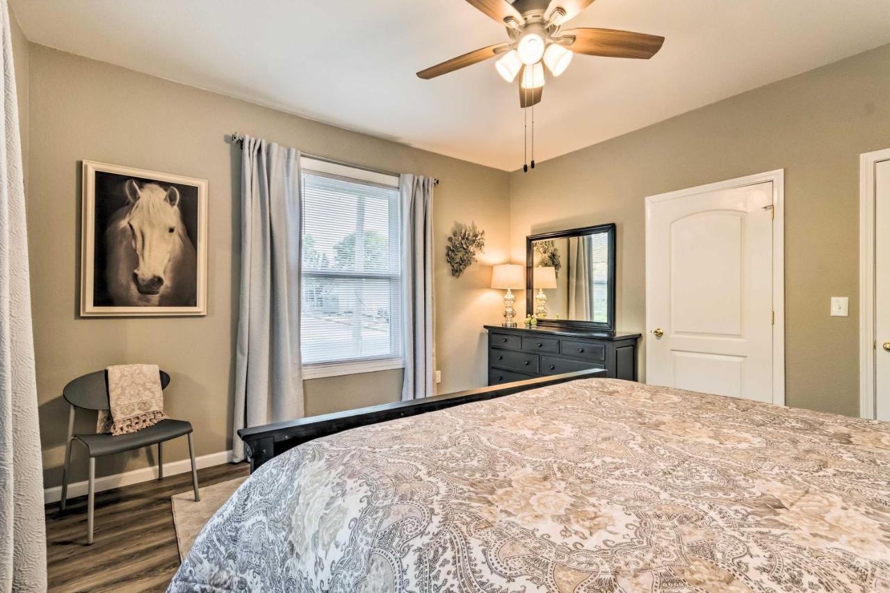 Remodeled Downtown Hot Springs Home With Porch 外观 照片