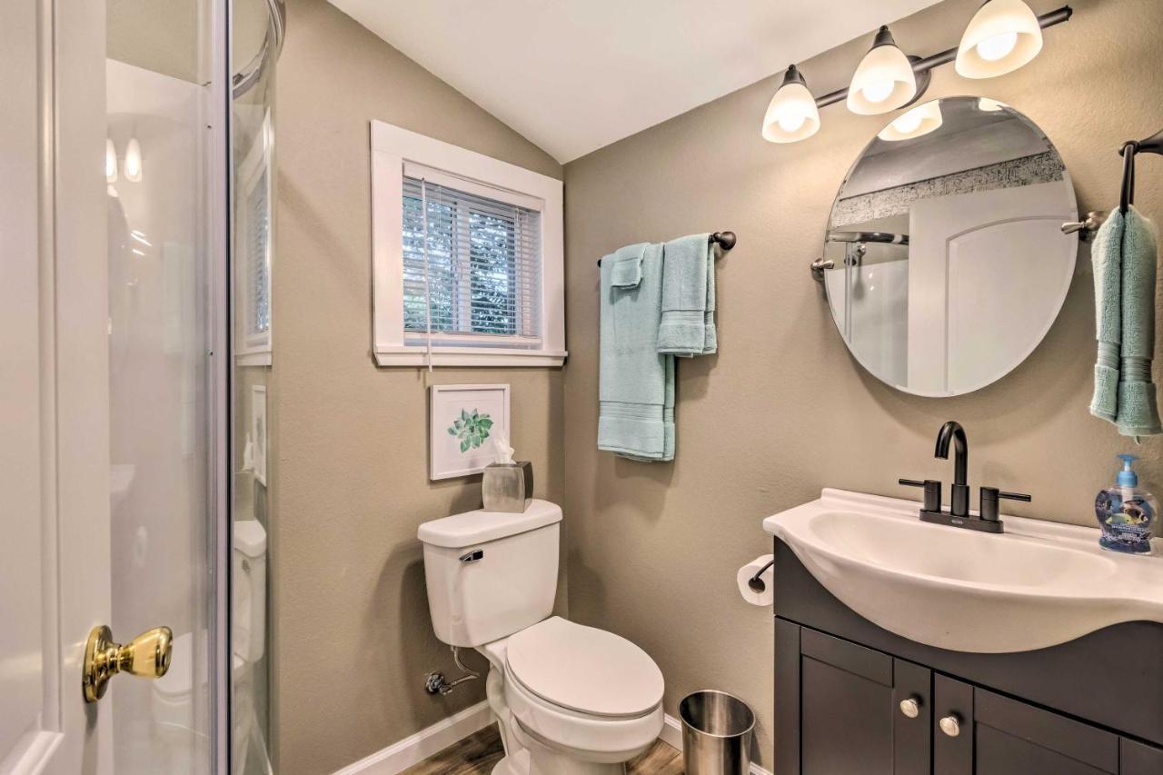 Remodeled Downtown Hot Springs Home With Porch 外观 照片